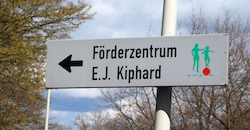 Förderzentrum E.J. Kiphard Straßenschild